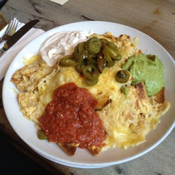 The Cambridge Bar - Large nachos - big enough for 4-6 ppl to share! - Pubs Near Me - Edinburgh, EDH