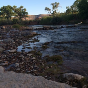 Zion River Resort RV Park & Campground - Virgin River along the Rv resort - RV Parks Near Me - Virgin, Utah