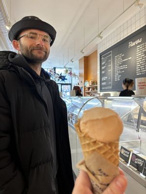 Jeni's Splendid Ice Creams by null