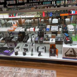 Smoke Haven - Vaporizers and batteries