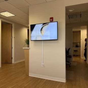 Phillips Eye Center - Optometrists Near Me - Elmwood Park, New Jersey Phillips Eye Center - Optometrists Near Me - Elmwood Park, New Jersey