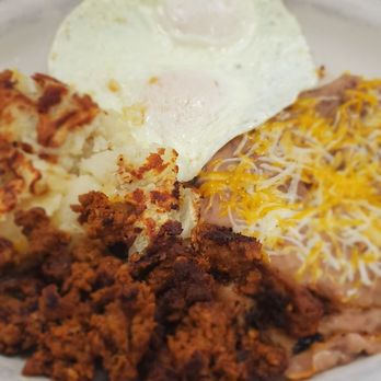 Carnitas Express - Huevos over easy con chorizo - Mexican Near Me - Menifee, California