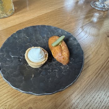 The Shed - Goat's cheese tartlet Mushroom Marmite Éclair, Egg Confit, Cornichon - British Near Me - London, XGL