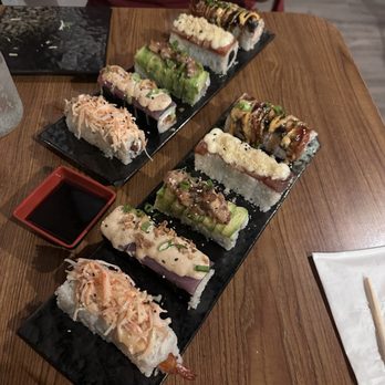 Maguro Sushi - 5 amazing rolls!!! - Sushi Bars Near Me - Orlando, Florida