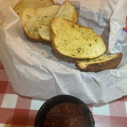 Monjunis Of Bossier City - Crispy toast and warm sauce