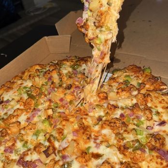 Flame’s Pizza - Spicy chicken pizza with pineapple - Pizza Near Me - Bakersfield, California Flame’s Pizza - Spicy chicken pizza with pineapple - Pizza Near Me - Bakersfield, California