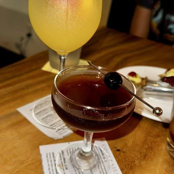 The Surfing Pig Hawaii - Cocktail Bars Near Me - Honolulu, Hawaii The Surfing Pig Hawaii - Cocktail Bars Near Me - Honolulu, Hawaii