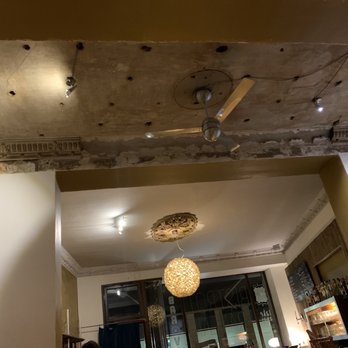 LA BUVETTE Steakhouse - Interesting building with Atmosfera Francese - French Near Me - Berlin, BE LA BUVETTE Steakhouse - Interesting building with Atmosfera Francese - French Near Me - Berlin, BE