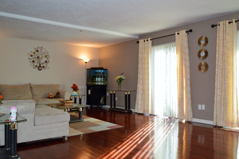 JAMES ROCHE AT RED TREE REAL ESTATE 193 Harvard St, Brookline