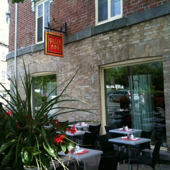 Mille et une Pizzas - outside of restaurant - Pizza Near Me - Quebec City, Quebec Mille et une Pizzas - outside of restaurant - Pizza Near Me - Quebec City, Quebec