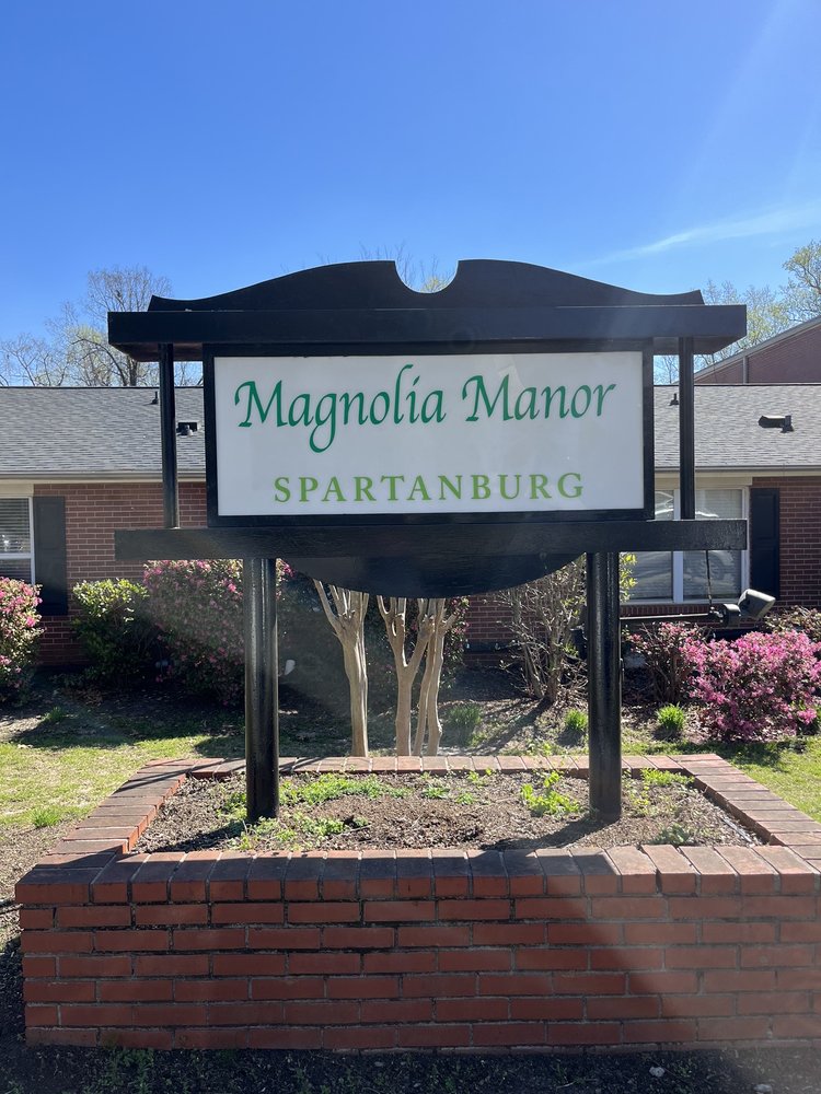 MAGNOLIA MANOR OF SPARTANBURG 375 Serpentine Dr, Spartanburg, South