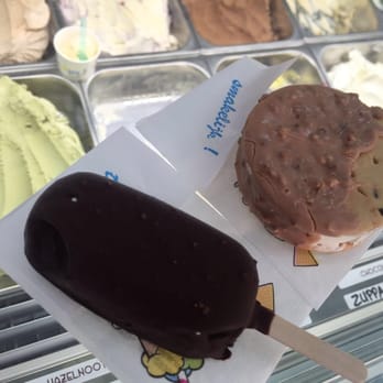 Mr & Mrs Frosty - Magnum en koek met roomijs - Ice Cream & Frozen Yogurt Near Me - Amsterdam, New Hampshire Mr & Mrs Frosty - Magnum en koek met roomijs - Ice Cream & Frozen Yogurt Near Me - Amsterdam, New Hampshire