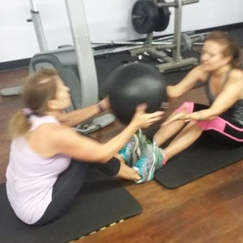 Dexter Sutton - Clients doing ab work. - Gyms Near Me - Mobile, Alabama