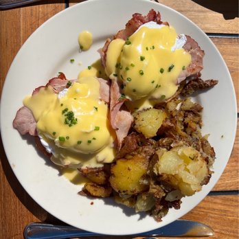 Plow - Eggs Benedict - Breakfast & Brunch Near Me - San Francisco, California Plow - Eggs Benedict - Breakfast & Brunch Near Me - San Francisco, California