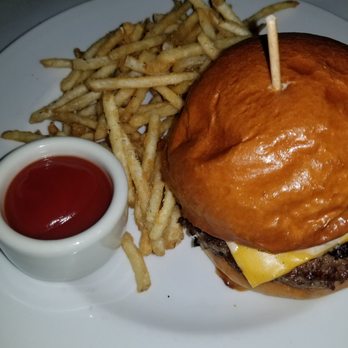 BrickTop's Restaurant - Burger - Breakfast & Brunch Near Me - Charlotte, North Carolina BrickTop's Restaurant - Burger - Breakfast & Brunch Near Me - Charlotte, North Carolina