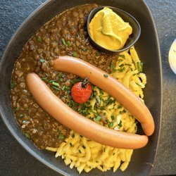 Der Rote Hirsch - Lentils and sausages