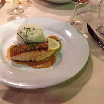 La Bouteille d'Or - Salmon with rice - French Near Me - Paris, 75