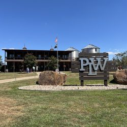 Patoka Lake Winery - Outside