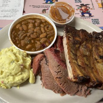 Joe's Barbeque - Two Meat Plate - Barbeque Near Me - Alvin, Texas Joe's Barbeque - Two Meat Plate - Barbeque Near Me - Alvin, Texas