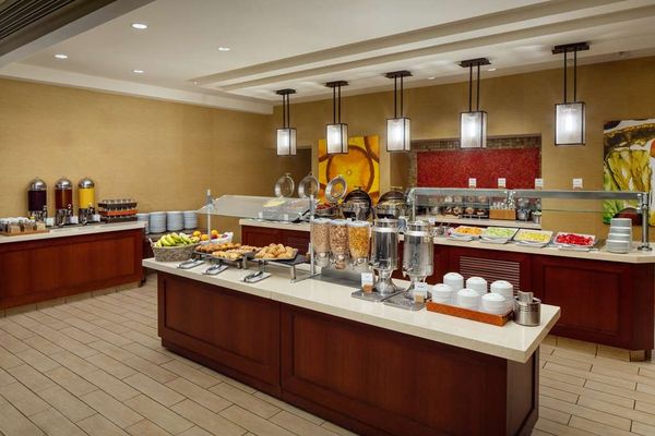 DoubleTree by Hilton Hotel Boston North Shore by null