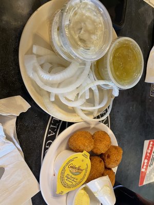 Huck's Catfish by null