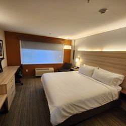 Room, king