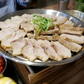 Kobi Korean BBQ - Steamed pork belly - Barbeque Near Me - Vaughan, Ontario Kobi Korean BBQ - Steamed pork belly - Barbeque Near Me - Vaughan, Ontario