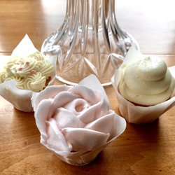 Red Wagon - Wedding cupcakes