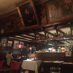 De Roode Leeuw - The bar..