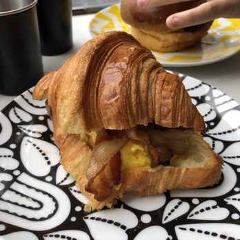 Bree'osh - Montecito - Bacon egg cheese croissant - Coffee & Tea Near Me - Santa Barbara, California