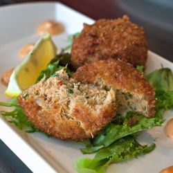Diana's Oyster Bar and Grill - Crab Cakes