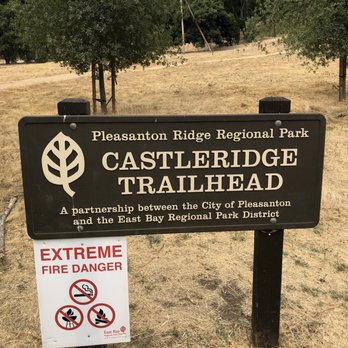 Castleridge Trailhead - Signage - Hiking Near Me - Pleasanton, California