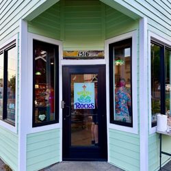 Ravenna Rocks - Our entry door is right at the corner of NE 65th St and 16th Ave NE