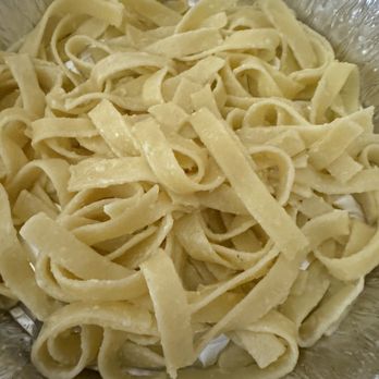 Dom & Mia's - Fettucine Alfredo - Italian Near Me - Springfield, Pennsylvania