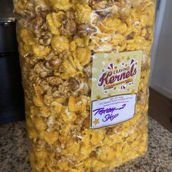 Craving Kernels - Cheddar & caramel