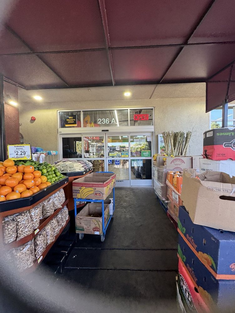 Arteagas Food Center 
