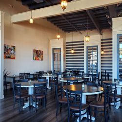 Jamleans Jamaican & Creole Cuisines - Inside