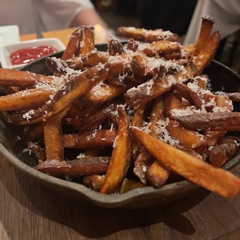 Red Feather Kitchen - New American Near Me - Cincinnati, Ohio
