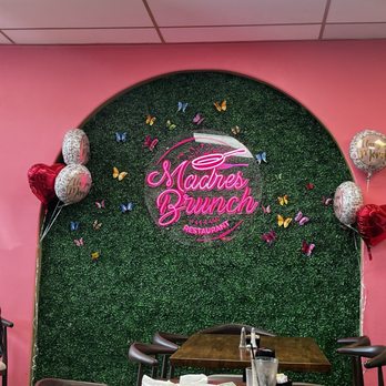 Madres Brunch - Breakfast & Brunch Near Me - Whittier, California