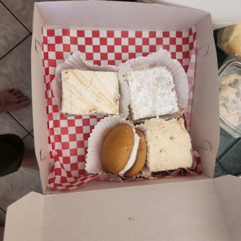 Frosted Bakery - Pumpkin bar, banana nut bar, pumpkin whoopie pie, and lemon bar - Bakeries Near Me - North Las Vegas, Nevada Frosted Bakery - Pumpkin bar, banana nut bar, pumpkin whoopie pie, and lemon bar - Bakeries Near Me - North Las Vegas, Nevada