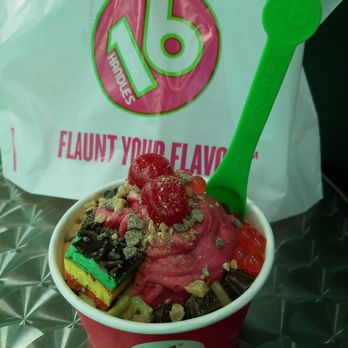 16 Handles - 3.11.19 - Monday Pink cup fill ups for $6 - Desserts Near Me - Lynbrook, New York