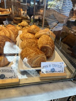 Lea French Cafe Michigan Avenue by null