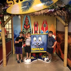 SPAM Museum - Another inside photo op