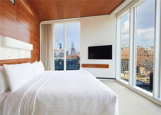 The Standard, High Line by null