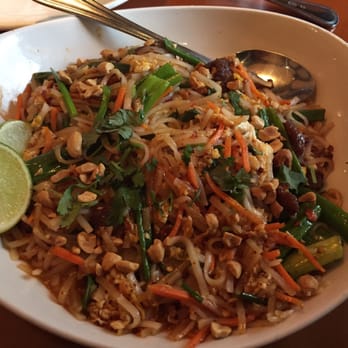 P.F. Chang's - Beef pad thai - Chinese Near Me - Miami, Florida P.F. Chang's - Beef pad thai - Chinese Near Me - Miami, Florida