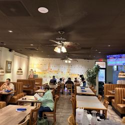 Cafe de Bangkok - Gilbert - Dining room