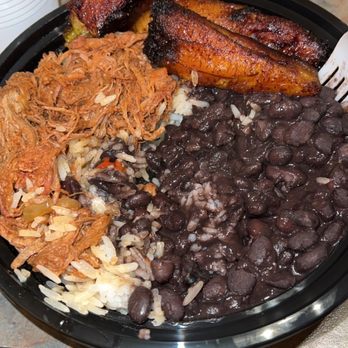 Arepa Venezuelan Kitchen - Pabellon Bowl - Venezuelan Near Me - Seattle, Washington Arepa Venezuelan Kitchen - Pabellon Bowl - Venezuelan Near Me - Seattle, Washington