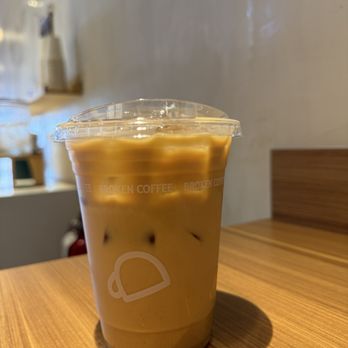 Broken Coffee - Spring Mountain - Maple Vanilla latte - Coffee & Tea Near Me - Las Vegas, Nevada