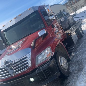 AR Towing & Transport - Towing Near Me - Boston, Massachusetts AR Towing & Transport - Towing Near Me - Boston, Massachusetts