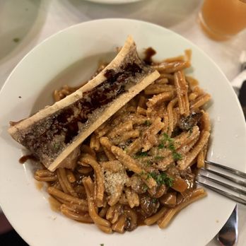 La Bella Pinseria Romana - Casarecce With Bone Marrow - Italian Near Me - Glendale, California La Bella Pinseria Romana - Casarecce With Bone Marrow - Italian Near Me - Glendale, California